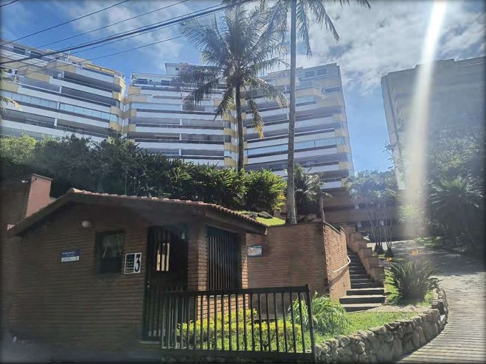 Lote 1: apartamento com 170,380m² - sorocotuba guarujá sp