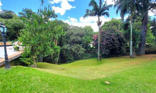 Lote 1: casa com 430m² + terreno com 2.587,00m² - pq. petrópolis mairiporã sp