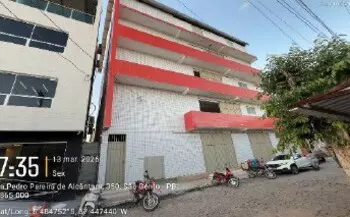 Prédio comercial no Centro, São Bento PB