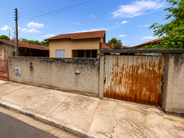 Casa, 271,00m², 143,18m², adamantina/sp