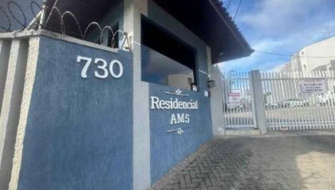 Apartamento, Lindóia em Curitiba, PR