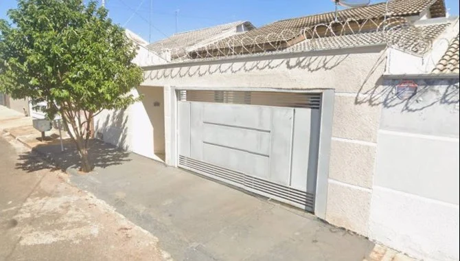 Casa, Loteamento Residencial Maria Amélia em Catalão, GO