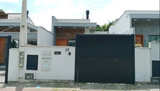 Casa, Rio Branco em Brusque, SC