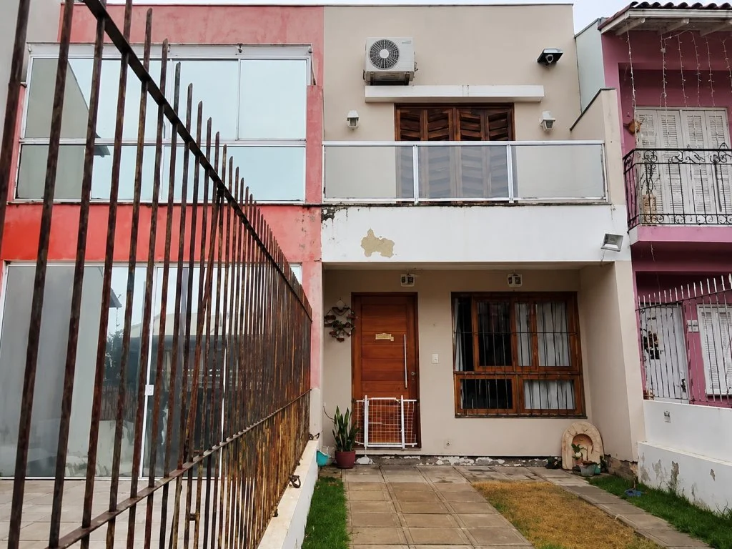 Casa, Guarujá em Porto Alegre, RS