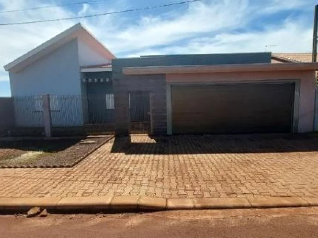Casa, Jardim Paraná em Assis Chateaubriand, PR