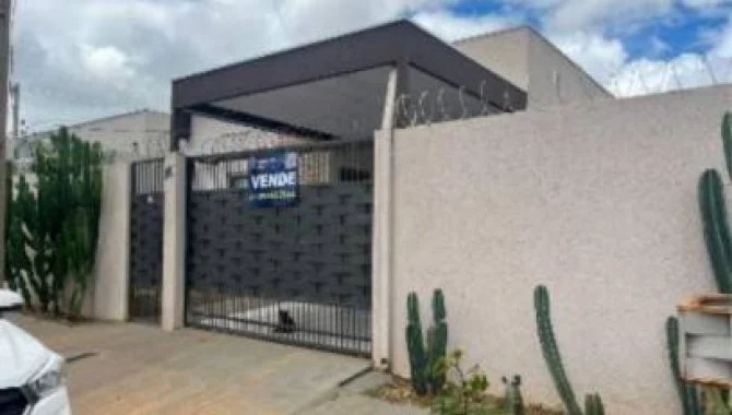 Casa, Sibipiruna em Chapadão do Sul, MS