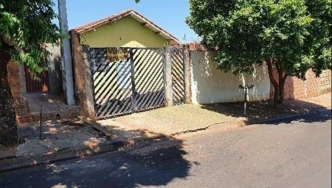 Casa, Jardim do Sol em Itápolis, SP