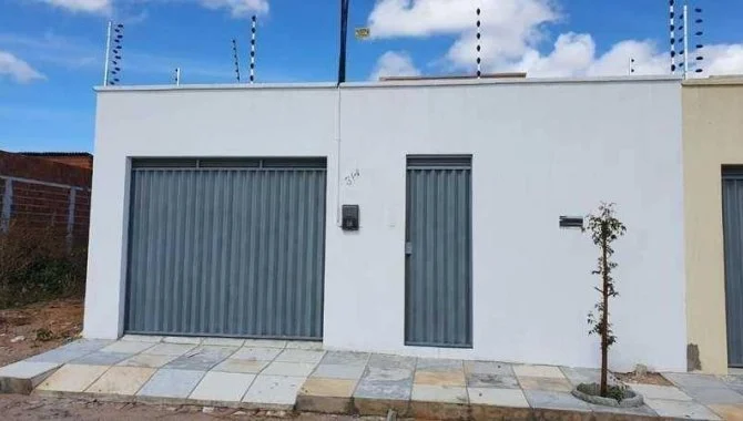 Casa, Centro em Missão Velha, CE