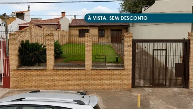 Casa 81 m² em Terreno de 300 m² - Parque Santa Fé - Porto Alegre - RS
