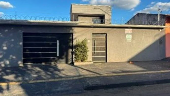 Casa 160 m² - Goiânia-GO - Rua José Clemente Pereira - Lt. 11 da Qd. 44 - Setor Cândida de Morais