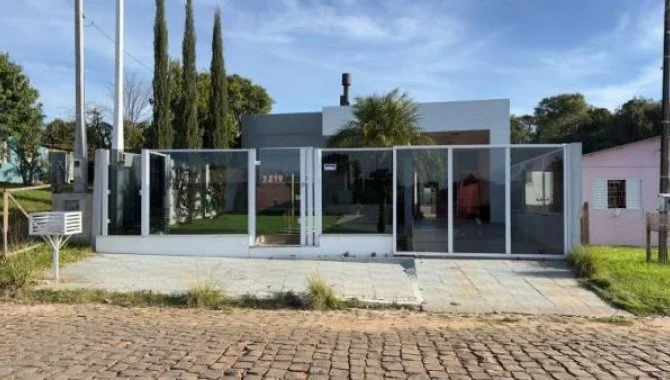 Casa 173 m² - Santiago-RS - Av. Getúlio Vargas, 3.219 - Maria Alice Gomes