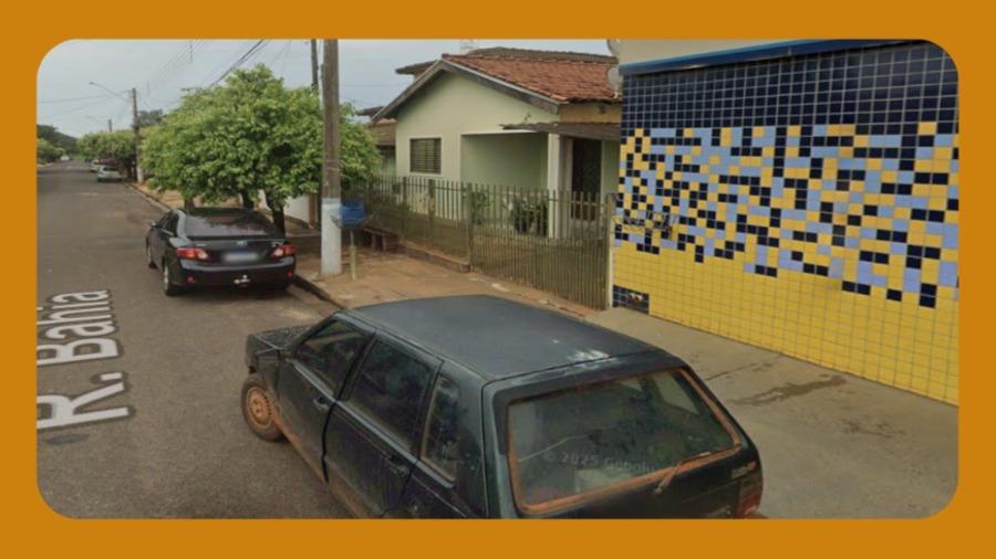Lote de terreno localizado na rua bahia, nipoã/sp, medindo 10 metros de frente por 40 metros de frente aos fundos. (benfeitorias na descrição)__