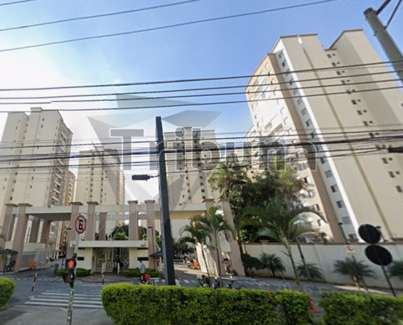 Apartamento no condomínio projeto viver celso garcia