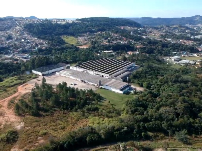 Terreno com 92.797,46 metros quadrados e galpão na rodovia raposo tavares