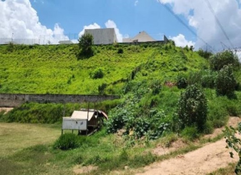 Terreno na rua americana, lote a, fazenda belém e cachoeira, área de 22.487m², francisco morato/sp