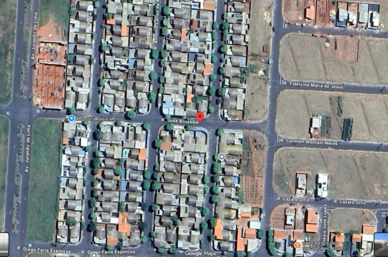 Terreno com a.t. 1.528m², contendo uma casa, município de valentim gentil/sp