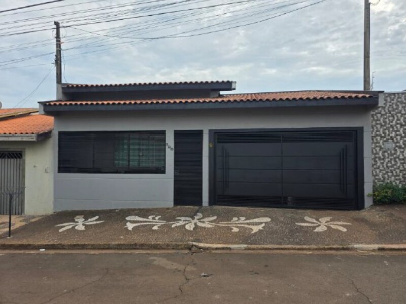 Casa com a.c. 190m², a.t. 250m², jardim costa verde, araras/sp