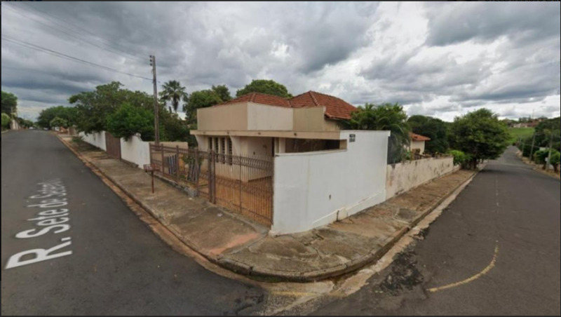 Casa, rua 7 de setembro, nº 581, esquina com a avenida rui barbosa. josé bonifácio/sp
