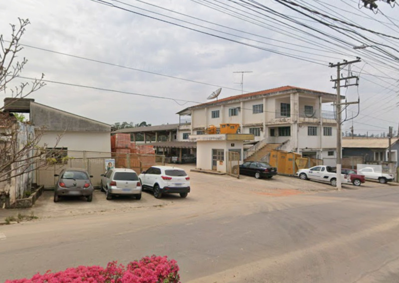 Imóvel comercial em terreno de área do terreno e 1.042,43 m² em porto feliz/sp