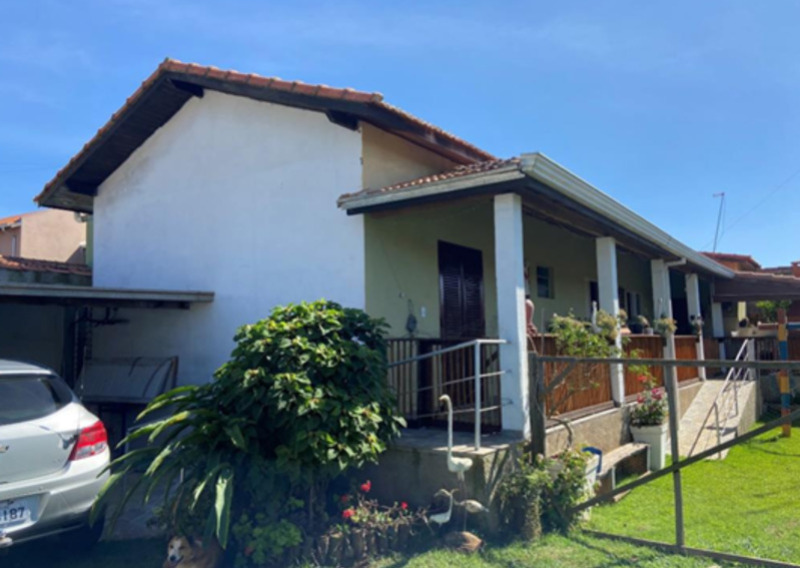 Imóvel com área total de 642,66m² em itapetininga/sp