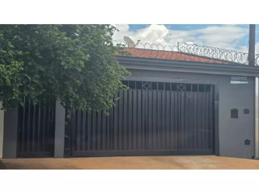 Casa, Jardim Diva Tarlá de Carvalho em Ribeirão Preto, SP
