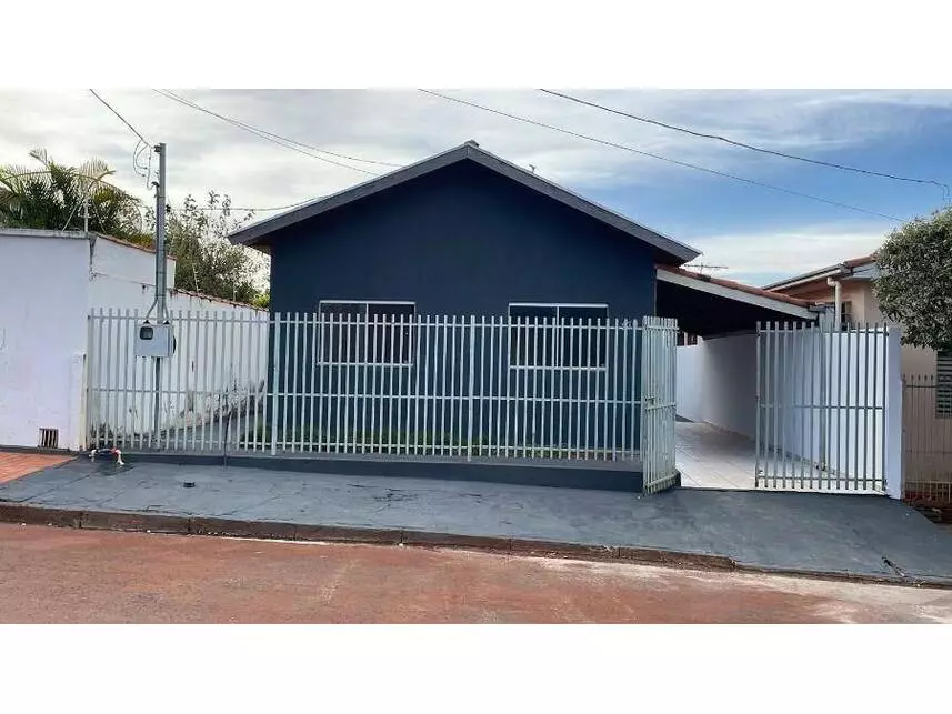 Casa, Vila Pernambuco em Cassilândia, MS
