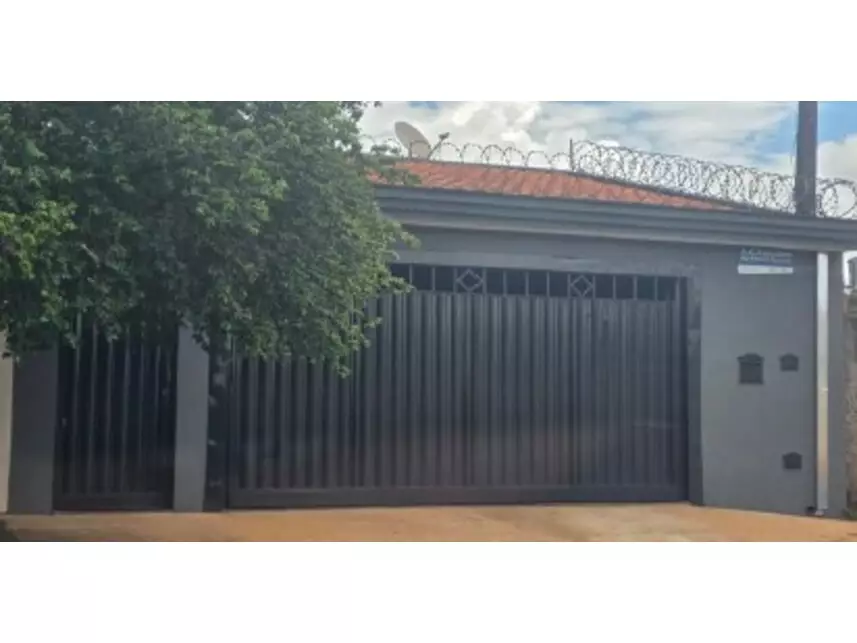 Casa, Jardim Diva Tarlá de Carvalho em Ribeirão Preto, SP