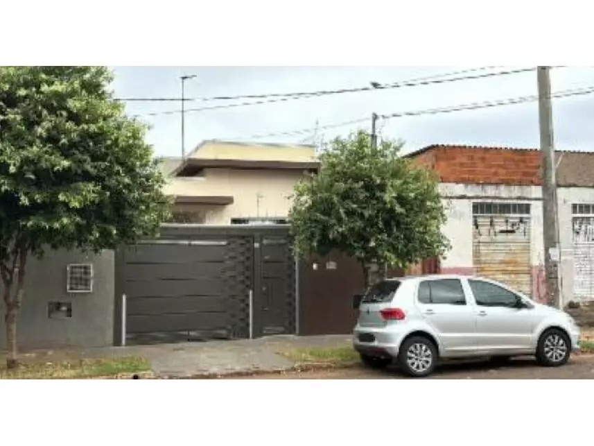 Casa, Jardim Marcos Roberto em Campo Grande, MS