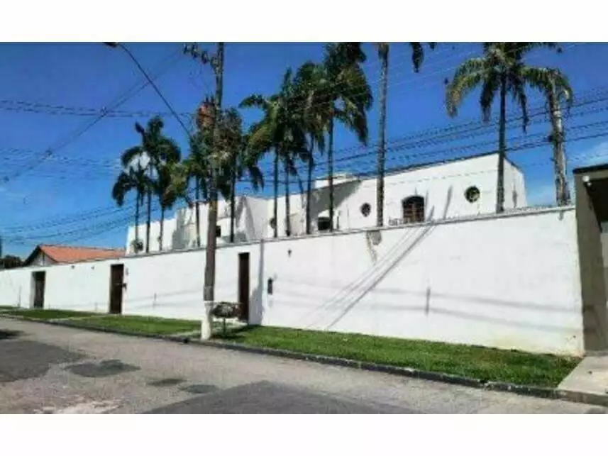 Casa, Parque Mondesir em Lorena, SP