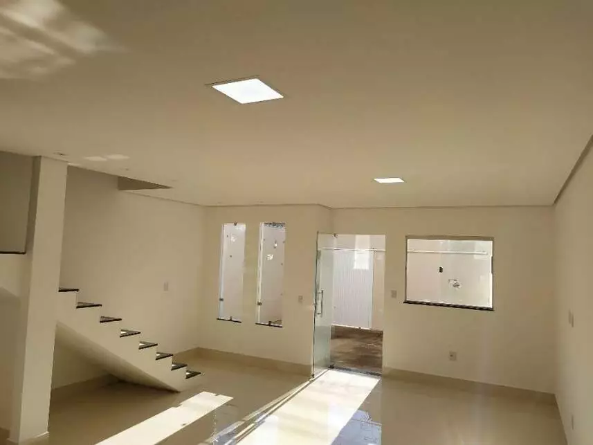 Casa, Raul Lourenço em Montes Claros, MG