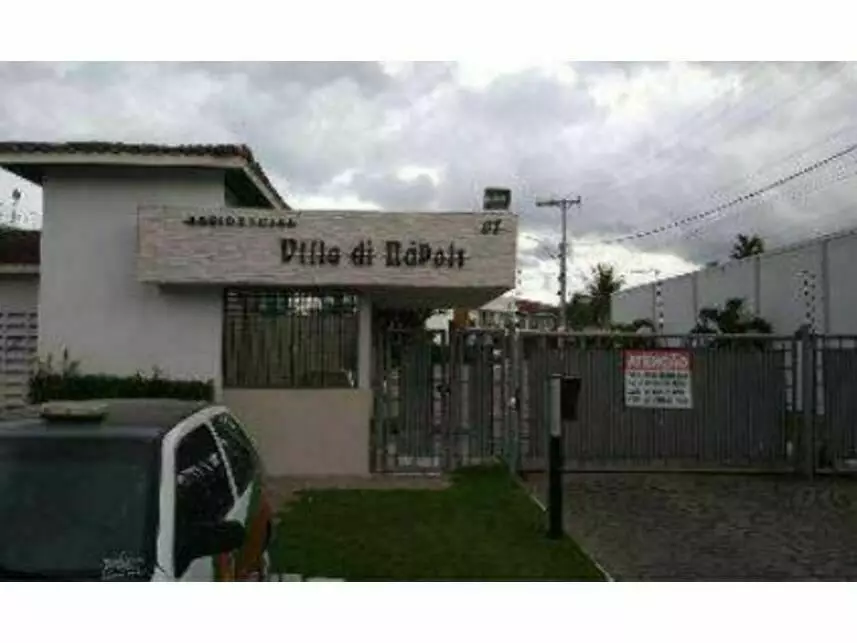Casa, Lagoa Salgada em Feira de Santana, BA