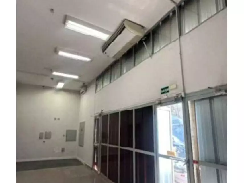 Prédio Comercial, Centro em Arenápolis, MT