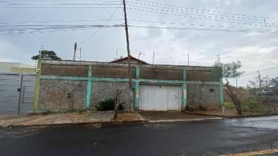 Casa 139m² com Terreno 360m² | Araguaína-TO | Couto Magalhães - 2 Dormitórios - Financiamento até 420 Meses!