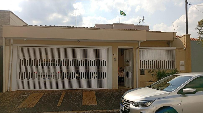 Casa, A.T. 250m², A.C. 179m², Jd. Santa Olivia II (Direitos)