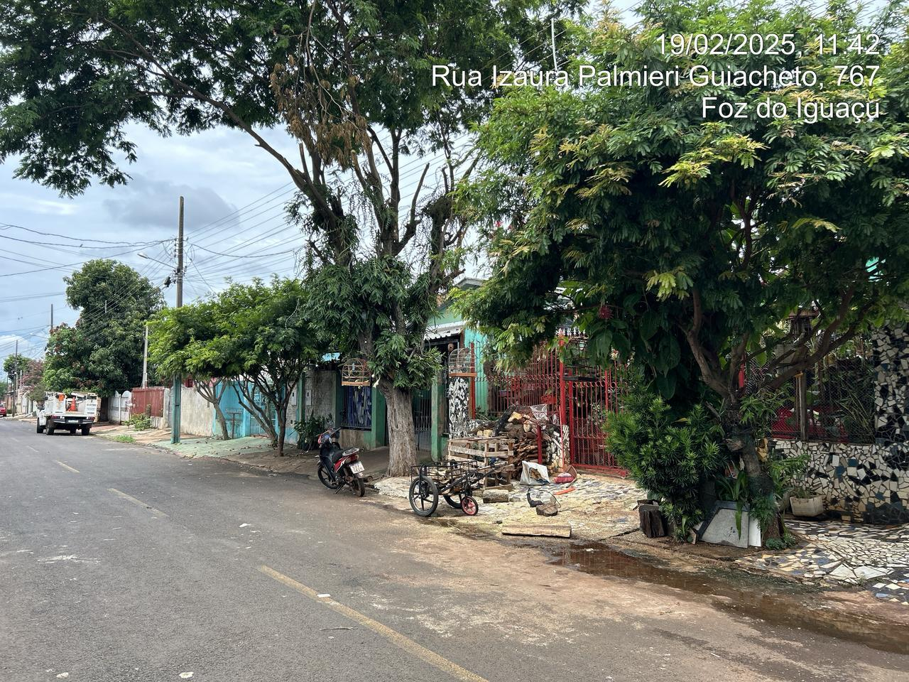 Terreno com área de terreno de 160,00m², com benfeitoria de área de 50,00m², Foz do Iguaçu/PR