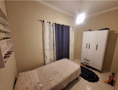 (83,87%) casa, a.t. 160m², a.c 115m², pq. tiradentes (direitos)
