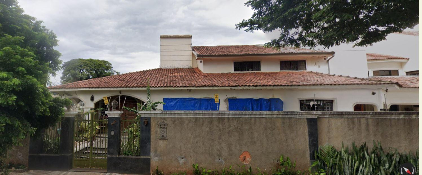 Casa com área de 548,52m², área de terreno 645,00m² Rua Tomé de Souza, 548, zona 02, Esquina com a Rua Arion R. de Campos, Maringá/PR
