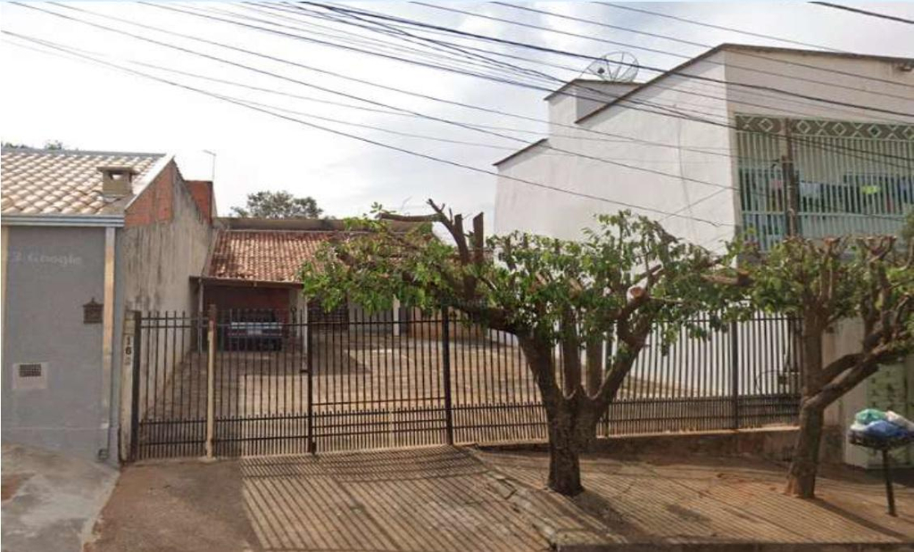 Casa, A.T. 200m², Pq. das Aroeiras