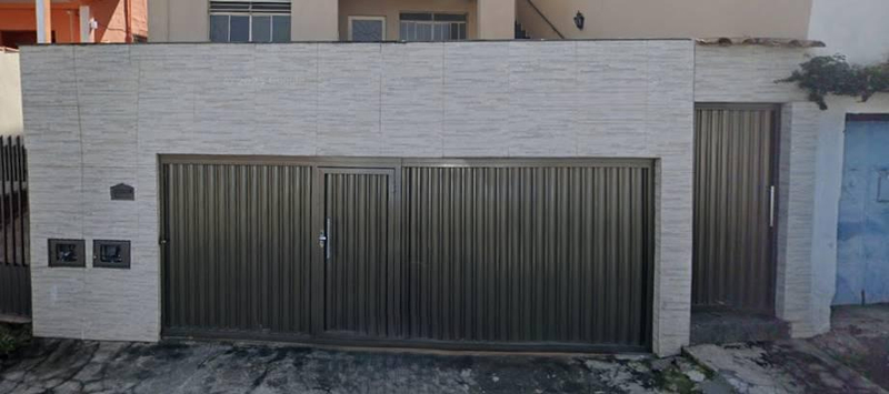 Casa 203m² com Terreno 230m² | Juiz de Fora-MG | Centenário | Oportunidade - Próx. ao Shopping Jardim Norte - Financiamento até 420 Meses!