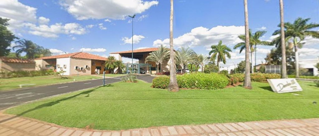 (1,358%) casa, a.t. 520m², a.c. 362m², residencial márcia (direitos)