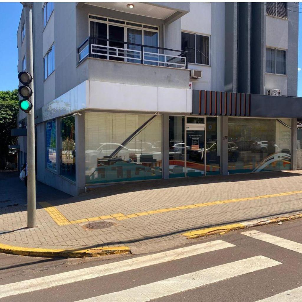 IMÓVEL COMERCIAL COM ÁREA TOTAL DE 298,85m² - TOLEDO/PR.