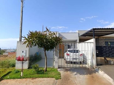 Casa, Floresta / PR