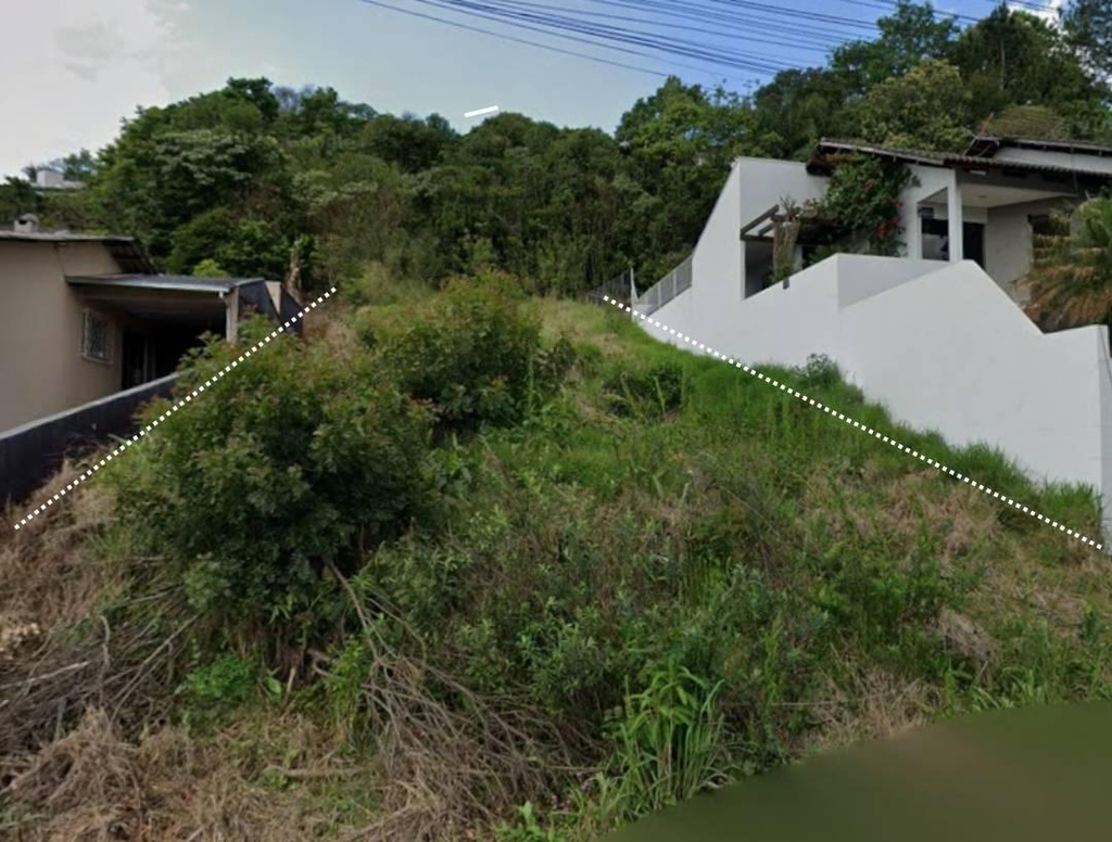 LOTE URBANO 528m²