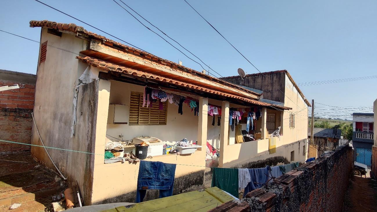 (50%) Casa, A.T. 400m², A.C. 230m², 3 imóveis, Vila Belo Horizonte