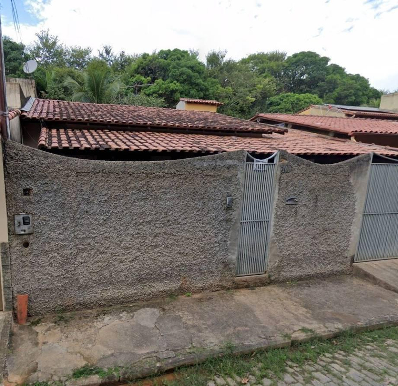 Casa 46m² com Terreno 200m² | Leopoldina-MG | Vale do Sol | Oportunidade - Próx. à Rod. Santos Dumont - Financiamento até 420 Meses!