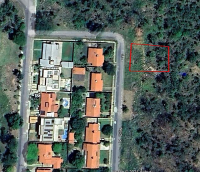 Terreno 937m² Desocupado em Três Marias/MG