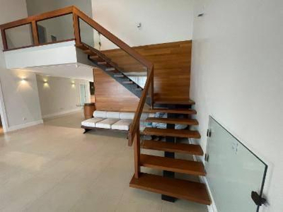 Casa em condomínio 343m² | marília-sp | condomínio reserva esmeralda | alto padrão - próx. à av. das esmeraldas e ao esmeralda shopping - financiamento em até 420 meses!