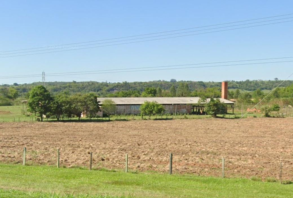 Galpão indl., A.T.C. 1.050m², Bairro dos Silvas (Direitos)