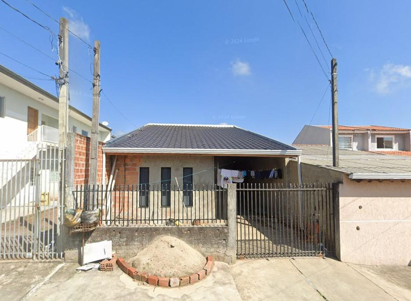 Casa com área aproximada de 80m², área total de 140m² - Campo de Sant'Ana - Curitiba/PR