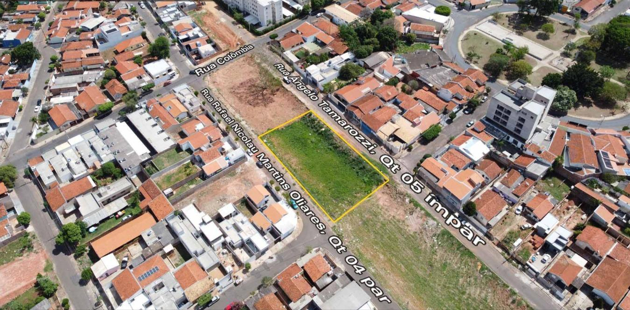 Gleba com 1.851m² em bauru/sp